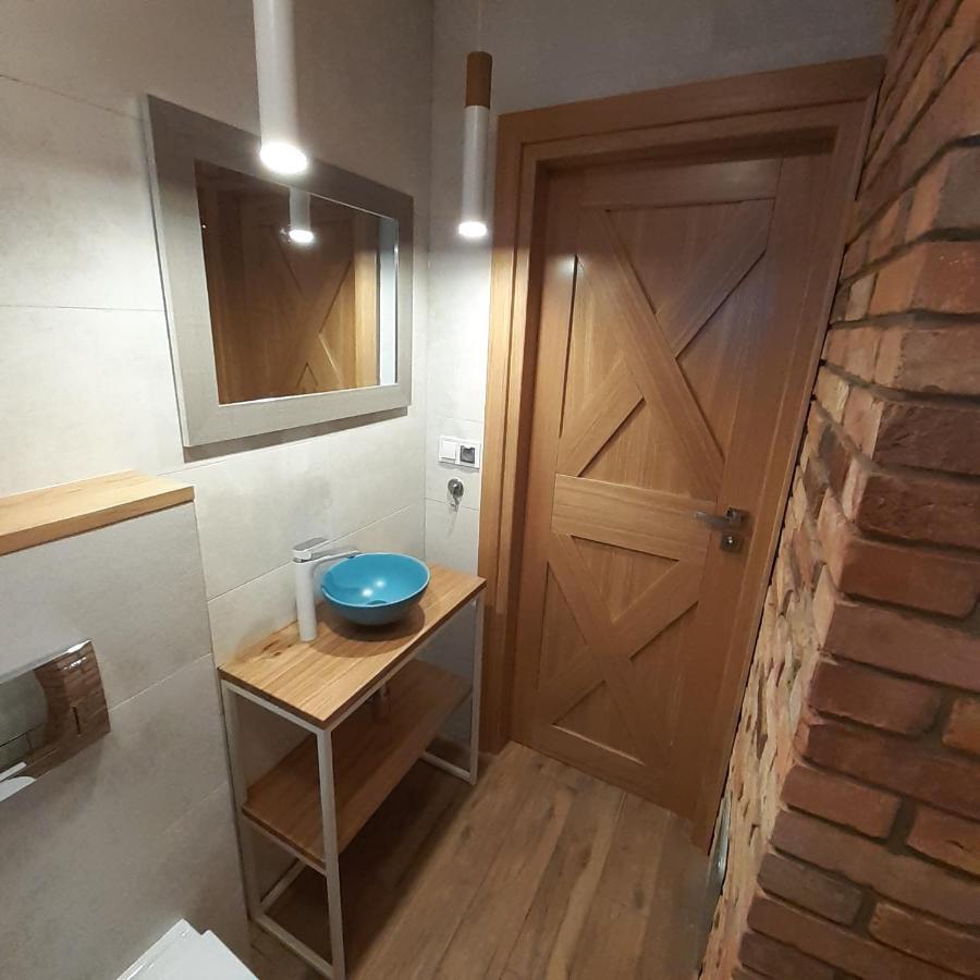 Pastelowy Domek Z Balia Elektryczna Z Jacuzzi Zalakowo Luaran gambar