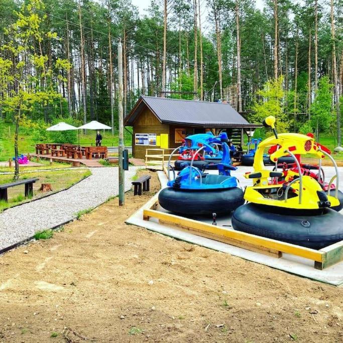 Pastelowy Domek Z Balia Elektryczna Z Jacuzzi Zalakowo Luaran gambar